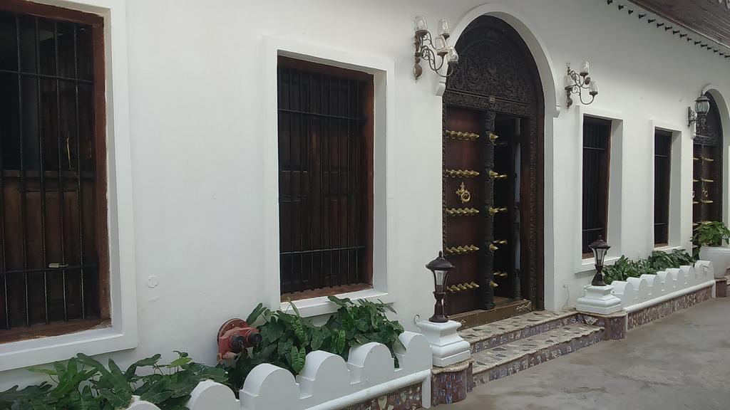 ทาอูสิ พาเลซ โฮเต็ล Hotel Zanzibar ภายนอก รูปภาพ