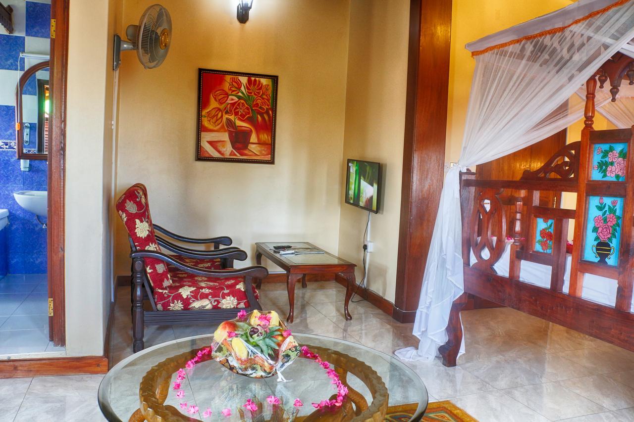 ทาอูสิ พาเลซ โฮเต็ล Hotel Zanzibar ภายนอก รูปภาพ